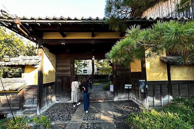 1 Day Historic Obuse and Hokusai Mad Man of Art Tour in Japan - Stop 4 and beyond, Obuse-machi free time: use your guide for quick wins