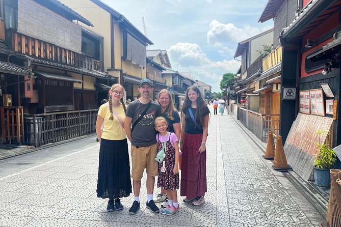 1 Day Kyoto Tour with a Local Guide - Yasaka Shrine, Gion San, and the festival logic