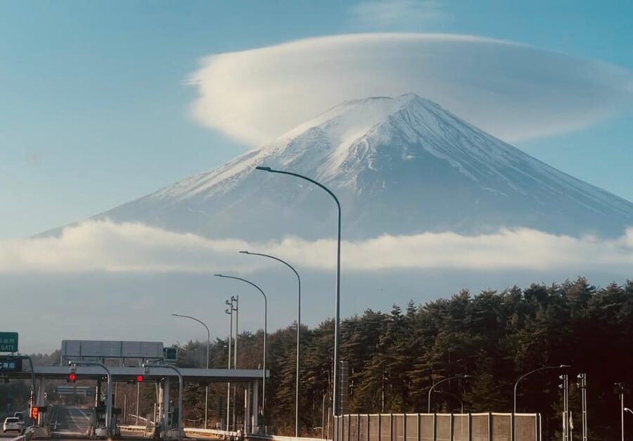 1-Day Mt Fuji and Hakone Sightseeing trip from Tokyo - Entering The Mt Fuji Views, starting from Tokyo area pickup