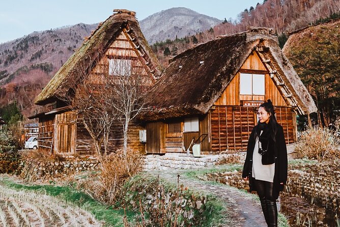 1 Day Private Charter Tour to Shirakawa-go & Takayama - Wada House inside access, and the tradeoff with paid tickets