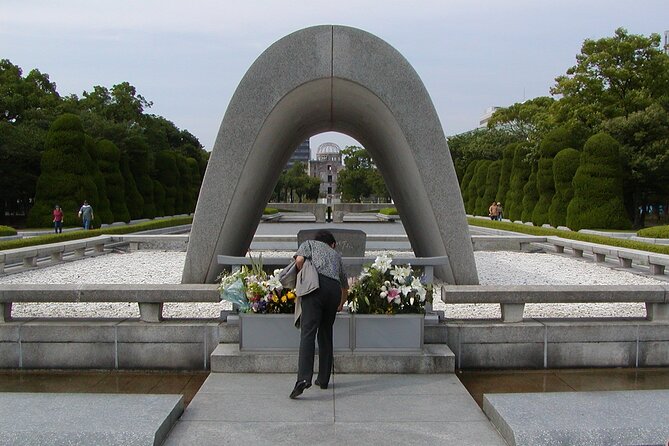 1-Day Private Sightseeing Tour in Hiroshima and Miyajima Island - Hiroshima Peace Memorial Park: the walking part that matters