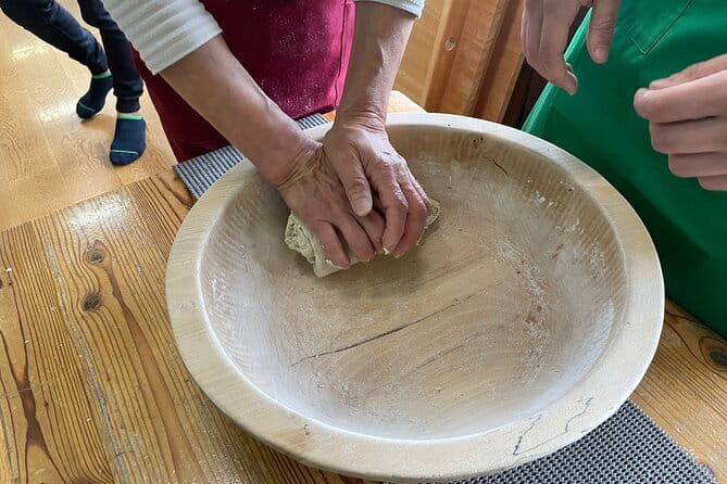 1-Day Togakushi Tour: Soba making, Ninja Town, and Hidden Shrines - Getting to Togakushi from Nagano Station without the stress