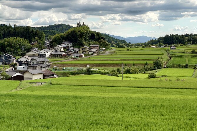 1-Day Tour from Matsumoto: Walk the Nakasendo Trail - Magome-juku Descent: Vertical Streets, Views, and Shopping Time