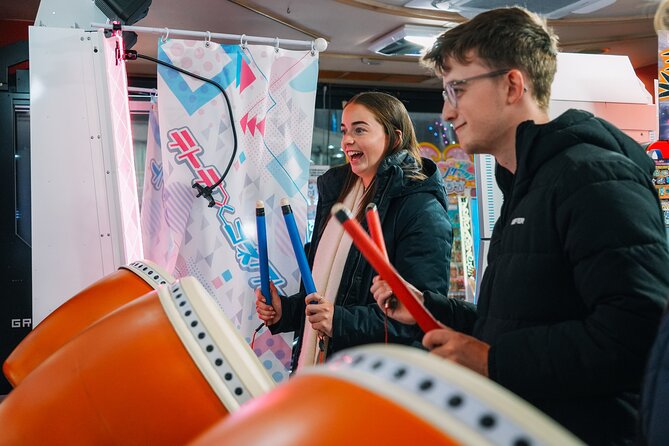 [1 Group Only] Tokyo Shinjuku Food Tour for Family - Kabukicho arcades and the Purikura photo booth