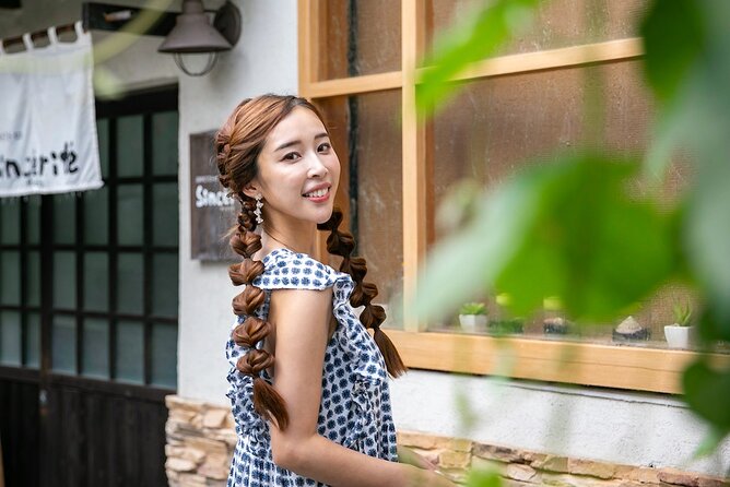 1 Hour Private Photoshoot in Osaka - Posing and Shooting Guidance That Saves You Time