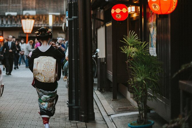 2 Hour Night Walking Tour Throughout Gion with snack - Key Highlights You’ll Actually Feel on the Walk