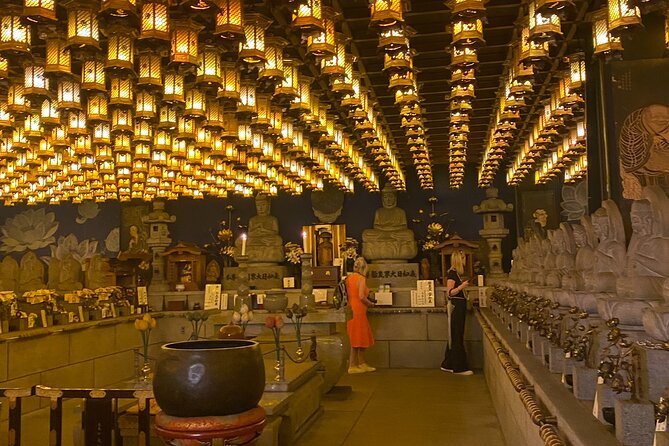 4 Hour Miyajima PRIVATE Tour - Omotesando Shopping Street: snacks and souvenirs without the stress