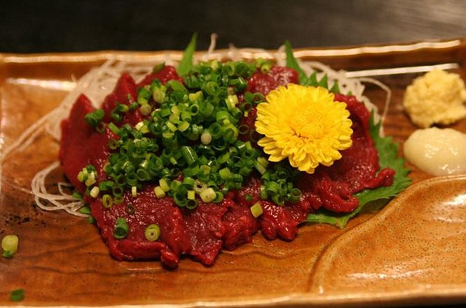 Adventurous Japanese Food Tour in Tokyo - Small group, English support, and guide styles you can expect