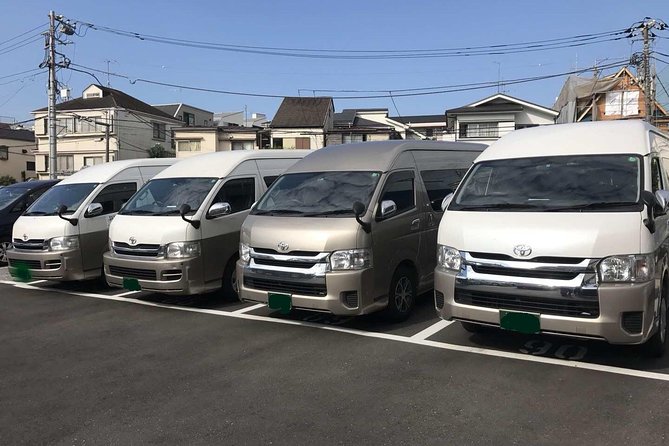 Airport Transfer from Osaka city to Kansai airport - Choosing the Right Vehicle: Sedan vs MPV or Van for Up to 9