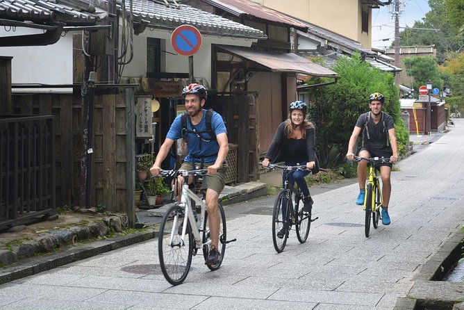 Arashiyama Bamboo Forest & Hidden Gems Bike Tour (Early Bird) - Getting There: Saga-Arashiyama Station as the Easy Starting Point