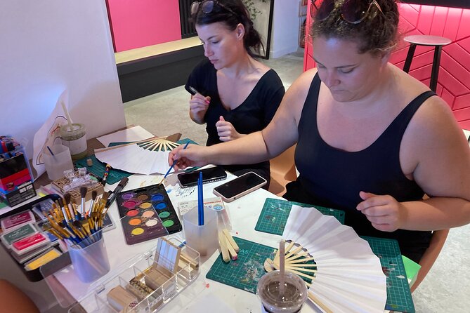 Art Japanese Fan Painting Experience in Tokyo Asakusa - Price and Value at About $24.71 for 50 Minutes