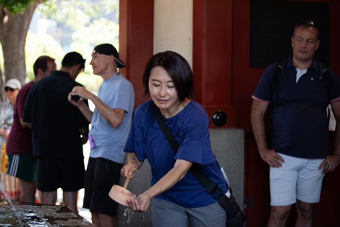 Asakusa Senso-ji Temple and Old Tokyo Walking Tour - Nakamise Shopping Street and Kaminarimon: Get your bearings fast