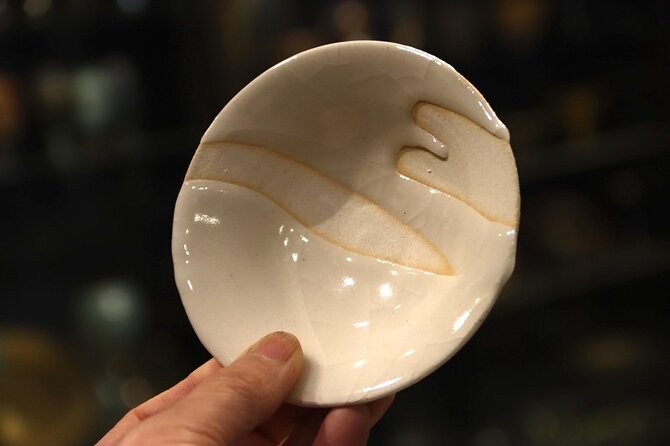Authentic Pure Gold Kintsugi Workshop with Master Taku in Tokyo - What makes the take-home souvenir feel special (and not gimmicky)