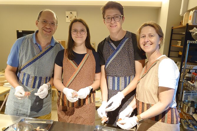 Authentic SUSHI Course Cooking Class - Your sushi course menu: nigiri, gunkan maki, and one rolled sushi