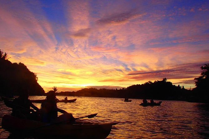Beautiful sunset kayak tour in Okinawa - West coast sunset timing, and why you meet early