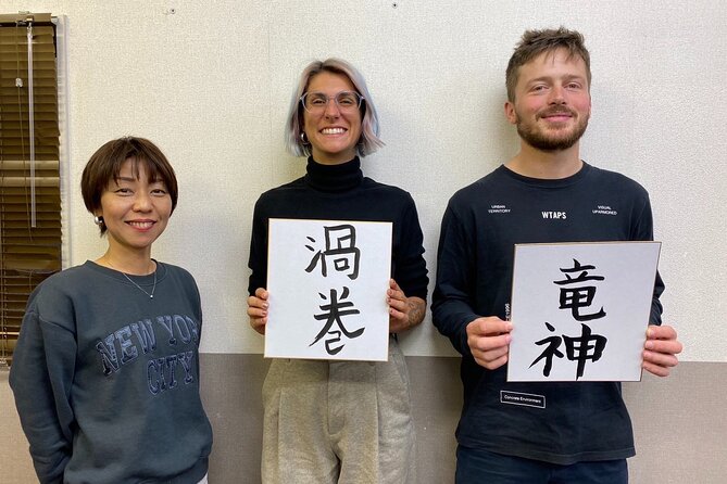 Calligraphy Workshop in Namba, Dotonbori - Small group size, big difference in how you write