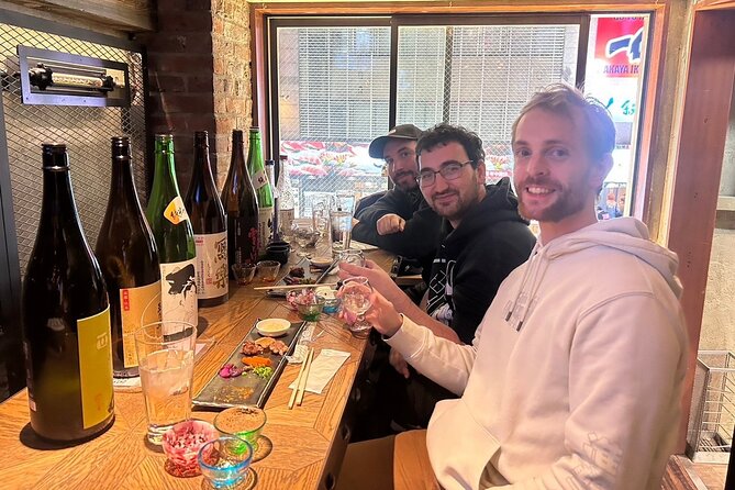 Casual Japanese SAKE tasting and snack experience in Kabukicho - Temperature and alcohol levels: the two levers you’ll feel in your glass
