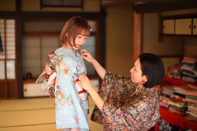 Cultural Activities :Kimono, tea ceremony, Calligraphy and Amulet - Amulet making: a personal charm with temple meaning