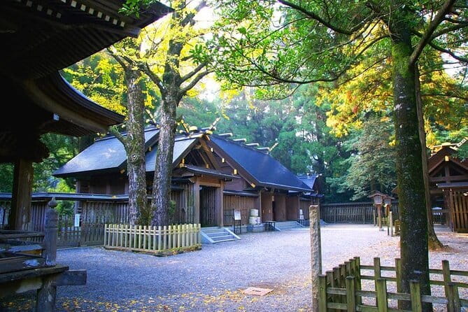 Day Tour to Miyazaki Takachiho Gorge & Shrine depart from Fukuoka - What You Get for the Price, and What You Still Need to Pay For