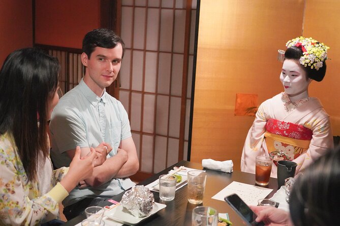 Dinner with Maiko in a Traditional Kyoto Style Restaurant Tour - Dinner in a Traditional Kyoto Style Restaurant: Multi-Course Food and Real Atmosphere