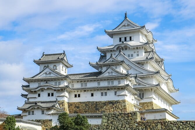 Discover Every Bit of Himeji Castle - World Heritage near Osaka - Reaching the Tenshu: Views That Reward the Climb