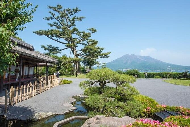 Discover the Wonders of Sakurajima Half Day Tour in Kagoshima - Ougaku Togei ash art: making a volcano souvenir with your own hands