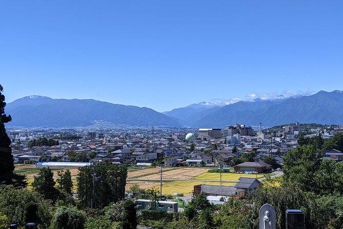 eTour de Matsumoto - Electric Bike Tour - Matsumoto Castle: the National Treasure centerpiece