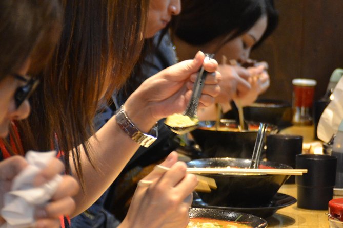 Evening Street Food Hopping Tour in Downtown Osaka - Why the 6 PM start in downtown Osaka makes sense