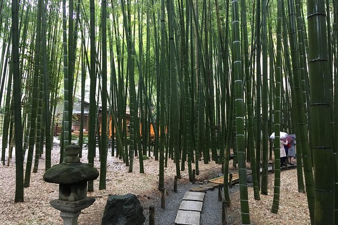 Exciting Kamakura - One Day Tour from Tokyo - Tsurugaoka Hachimangu Shrine: shogunate power, warrior worship