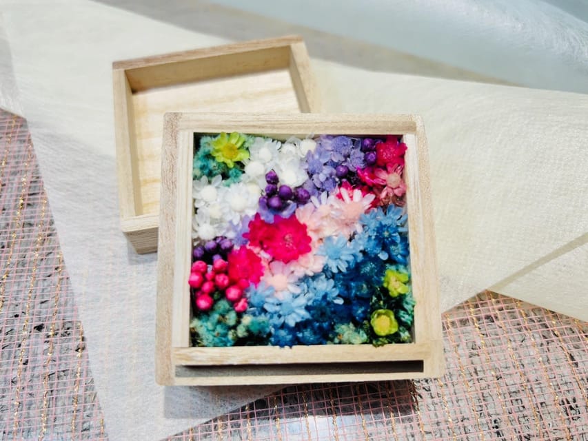 Experience Crafting a Flower-Adorned Mini Japanese Garden - Parfait upgrade and the cafe side you may want to plan for