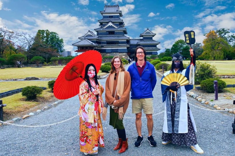 Explore Matsumoto: Castle, Sake & Taste of Local Life - Nawate Street snacks and Frog Street energy