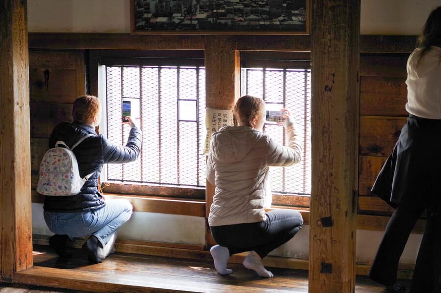 Explore Matsumoto: Castle, Sake & Taste of Local Life - Should you book this Matsumoto Castle, sake, and street-food tour?