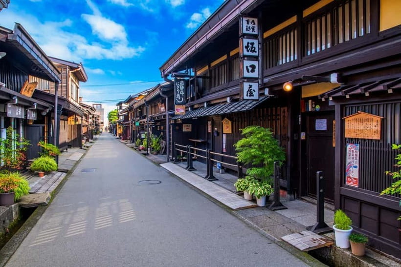 From Nagoya: Gujo, Hida Takayama, and Shirakawa-go Day Tour - Shirakawa-go and Gokayama: UNESCO gassho-zukuri farmhouses, plus winter reality