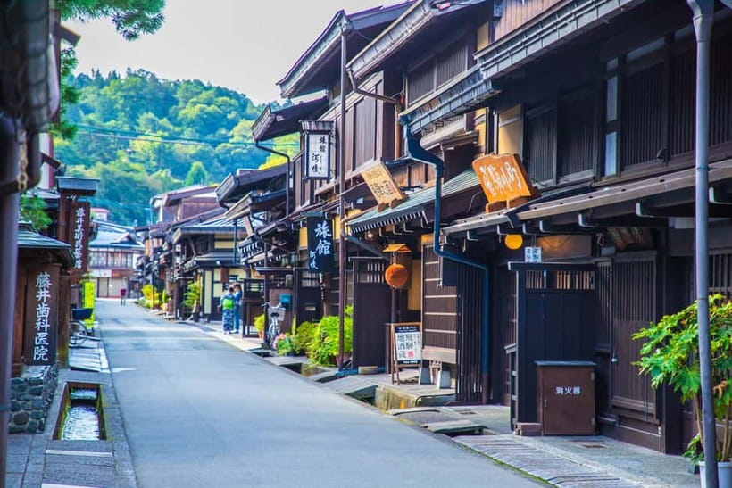 From Nagoya: Hida Takayama & Shirakawa-go Tour w/Opt. Lunch - Getting from Nagoya: what to know before you board