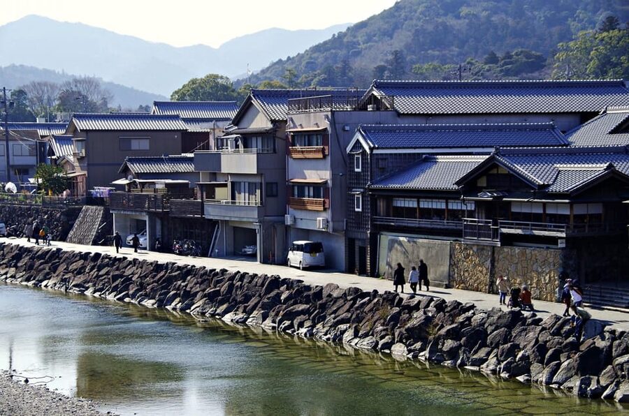 From Nagoya: Ise’s Sacred Shrines and Captivating Coastlines - Meoto Iwa (Wedded Rocks): the coast view with a story attached