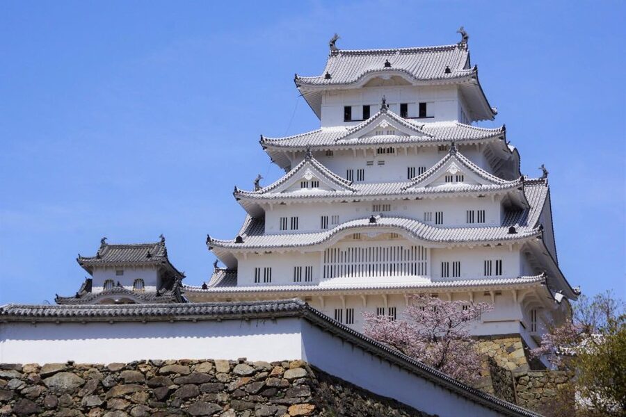 From Osaka: Himeji Castle, Arima Onsen & Mt. Rokko Day Tour - Arima Onsen on the slopes: the break that makes the day memorable
