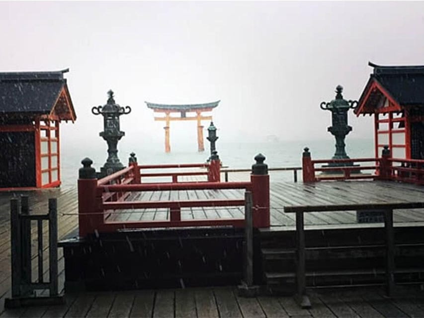 From Osaka/Kyoto: Hiroshima & Miyajima Private Guided Tour - Peace Memorial Museum Admission, and Why Guided Time Helps