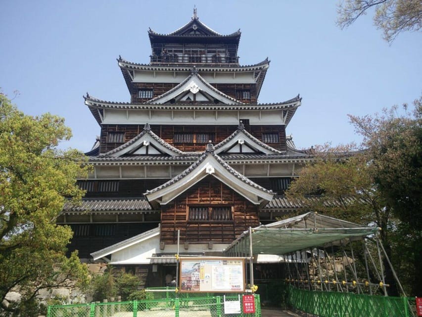 From Osaka/Kyoto: Hiroshima & Miyajima Private Guided Tour - Itsukushima Shrine and the Torii Gate, Your Main Miyajima Moment