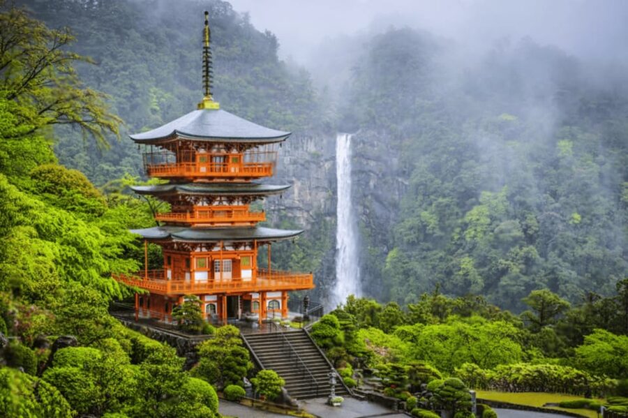 From Osaka/Kyoto:Mount Koya, Wakayama & Nachi Waterfall Trip - Mount Koya Museum: Sacred Art, Practical Context