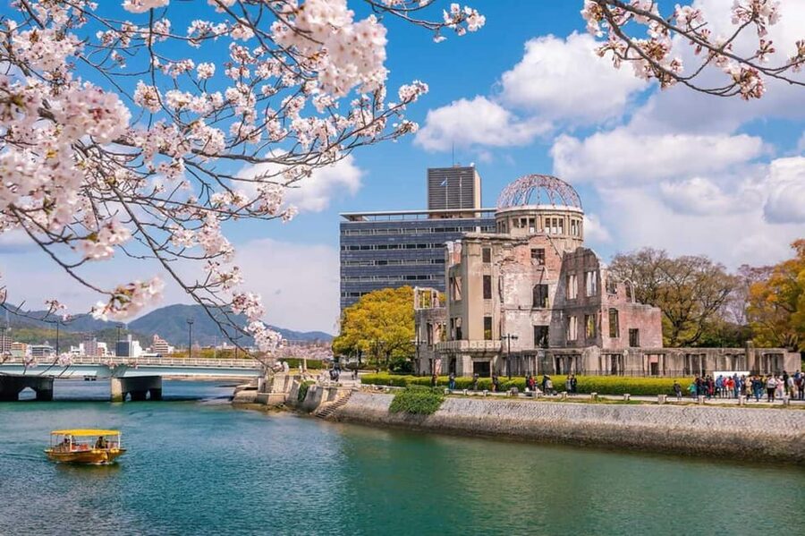 From Osaka/Kyoto/Nara: Hiroshima and Miyajima Private Tour - Ferry to Miyajima: switching gears without losing the day’s meaning