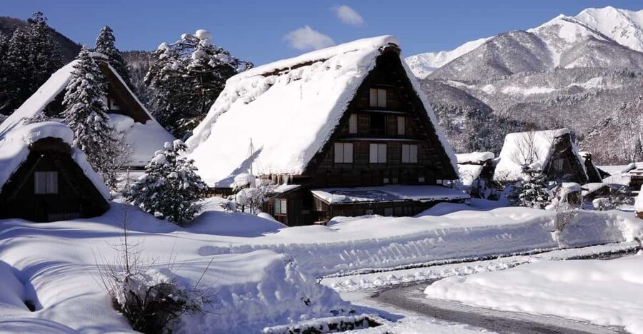 From Osaka or Kyoto: Private Shirakawa-go and Takayama Trip - The drive that makes this schedule realistic: about 3.5 hours one way