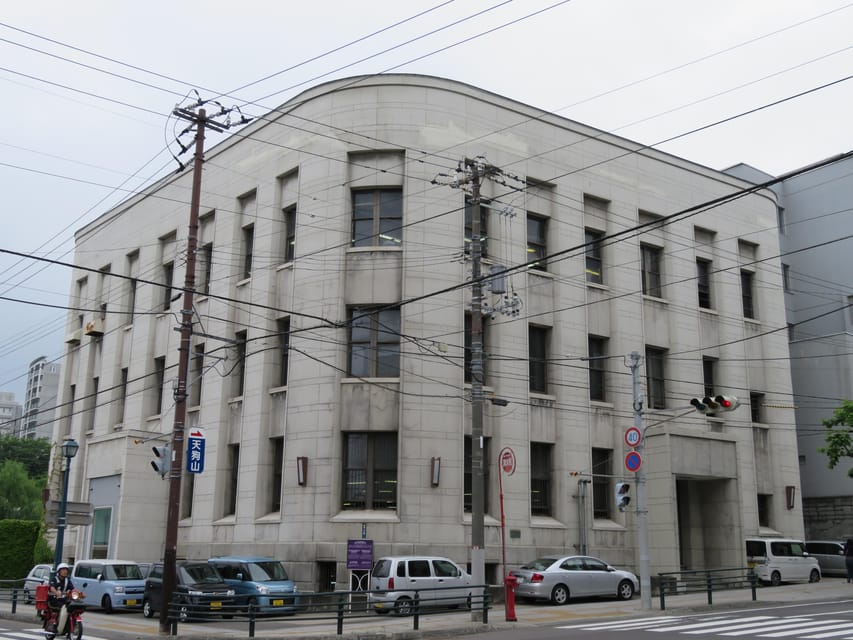 From Sapporo: Hokkaido Highlights Day Trip - A Sapporo day trip that actually changes with the season