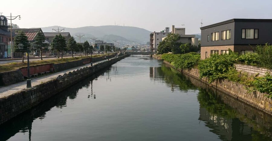 From Sapporo: Private Day Trip to Otaru - Sakaimachi-dōri and Nichigin-dōri, the preserved merchant-port streets