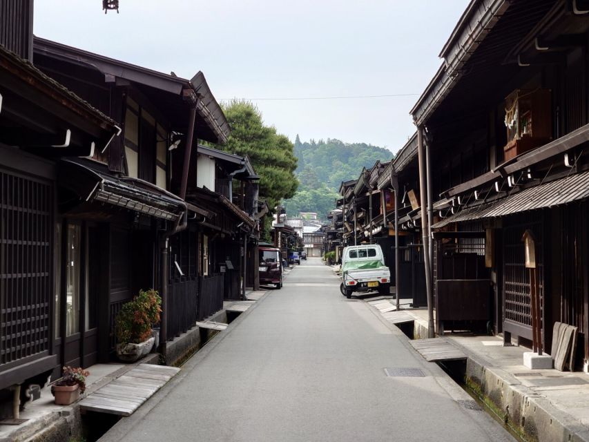 From Takayama: Guided Day Trip to Takayama and Shirakawa-go - One hour to roam: shopping, snacks, and the Three Houses photo stop