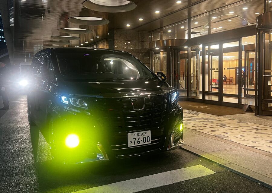 From Tokyo: Fuji Mountain Area - FujiQ - Lake Kawaguchiko - Chureito Pagoda - The Private Vehicle Details That Make the Day Feel Easy
