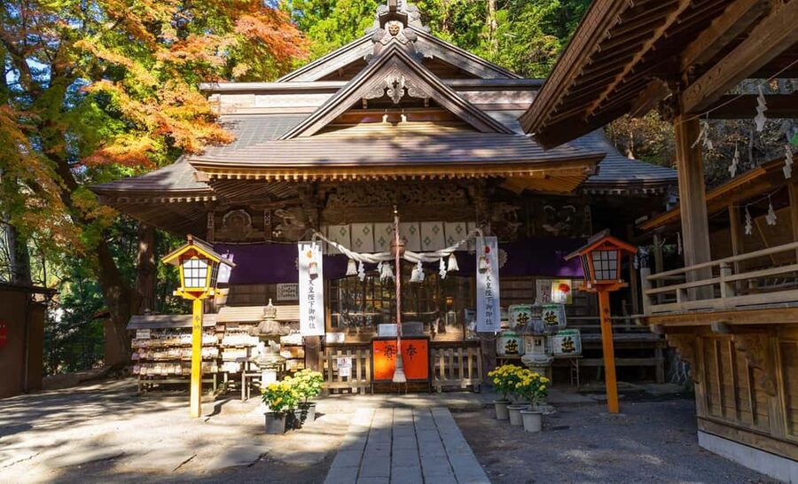 From Tokyo: Full-Day Mount Fuji Tour in English or Spanish - Oishi Park by Lake Kawaguchiko: Flowers, Stones, and Ice Cream Choices