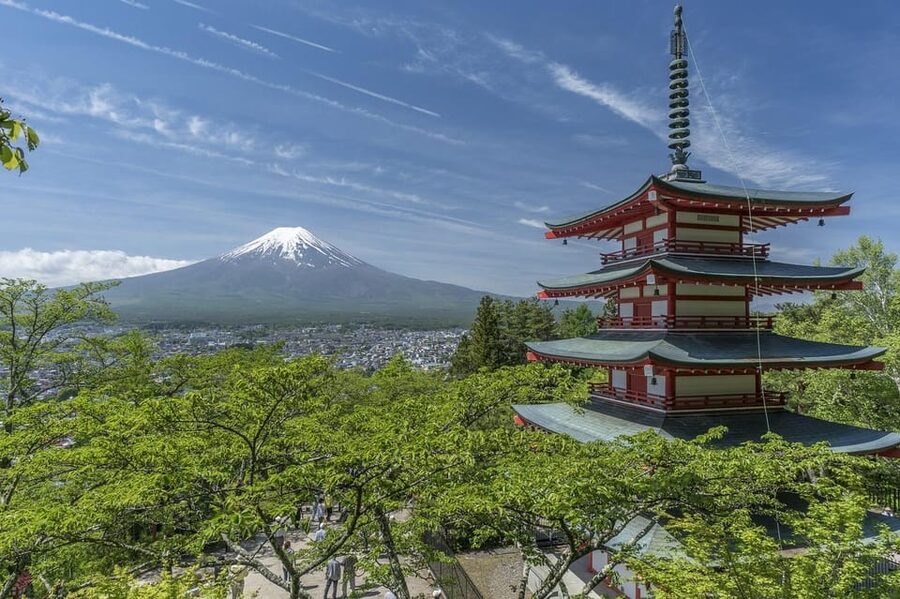 From Tokyo: Mt. Fuji And Hakone Private Sightseeing Day Trip - Itinerary B: Hakone Ropeway, Lake Ashi Cruise, and Open Air Art