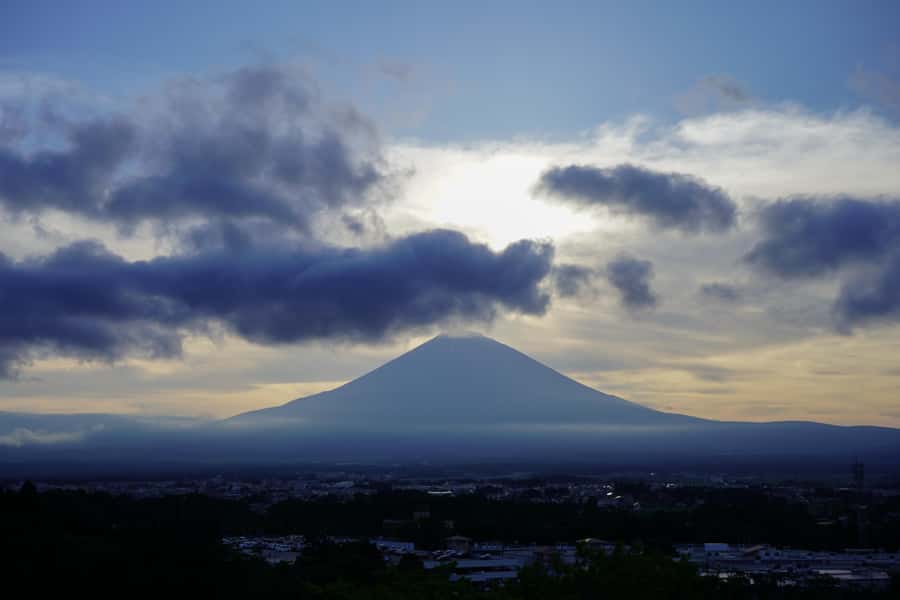 From Tokyo: Numazu Port and Gotemba Outlets Day Tour - Small tips that make the day smoother