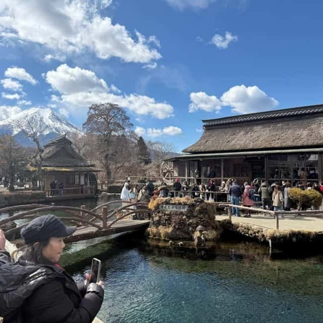 From Tokyo Private Mount Fuji & Hakone Day Trip With Pick Up - Hakone Shrine and Lake Ashi: the red torii photo stop