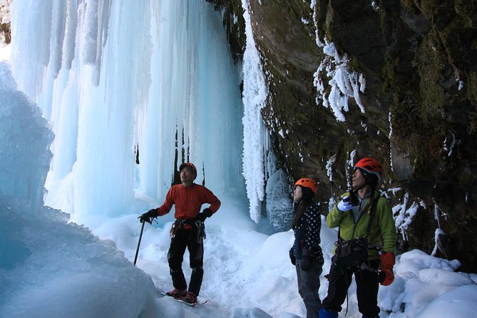 Frozen fall trekking - Gear and Body Rules That Keep the Trek Safe